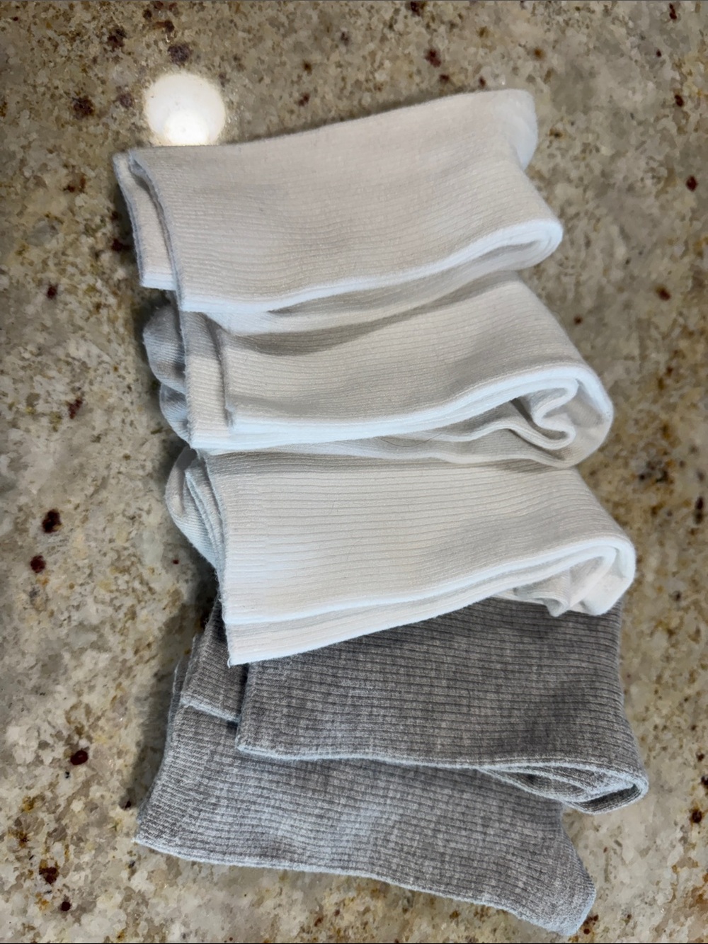 Nordstrom Women’s Everyday Ribbed Crew Socks – White & Gray